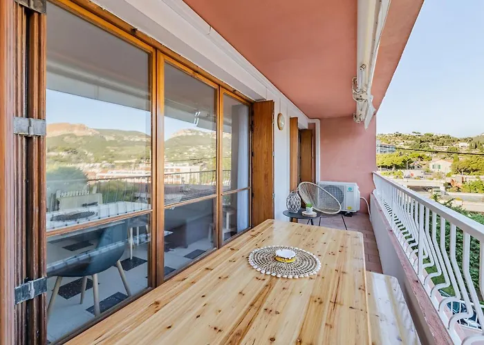 Le Val D'ore Par Dodo-a-cassis Apartament